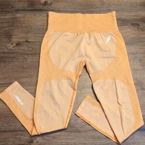 DOYOUEVEN Women's High-Waist Contour Leggings Orange Cream - Medium